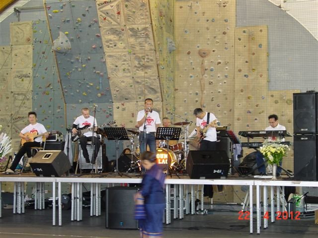 2pimaiLaoParis2555 (153).jpg